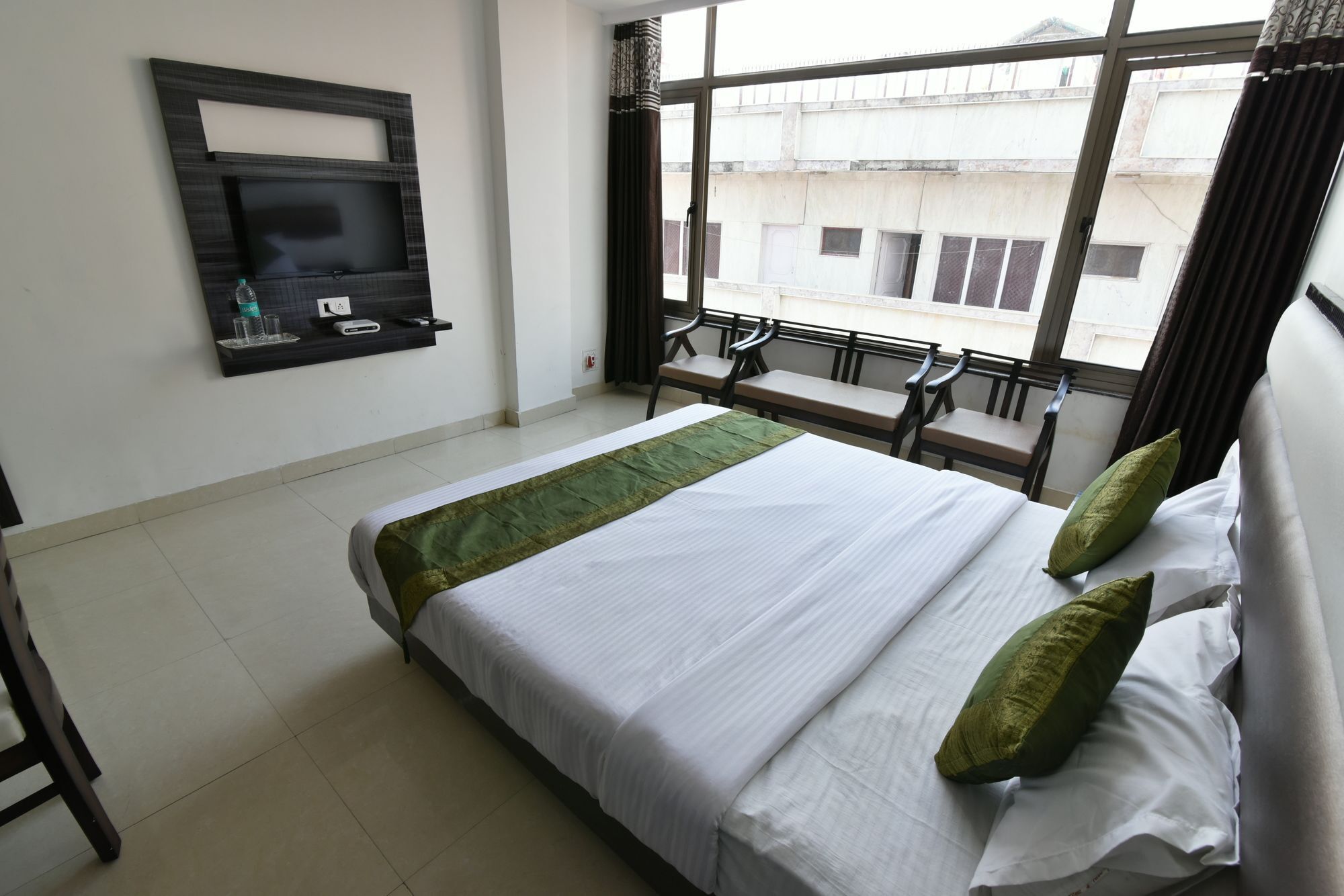 Hotel Anand Niketan By Bonjour - On The Ganges Haridwār Esterno foto