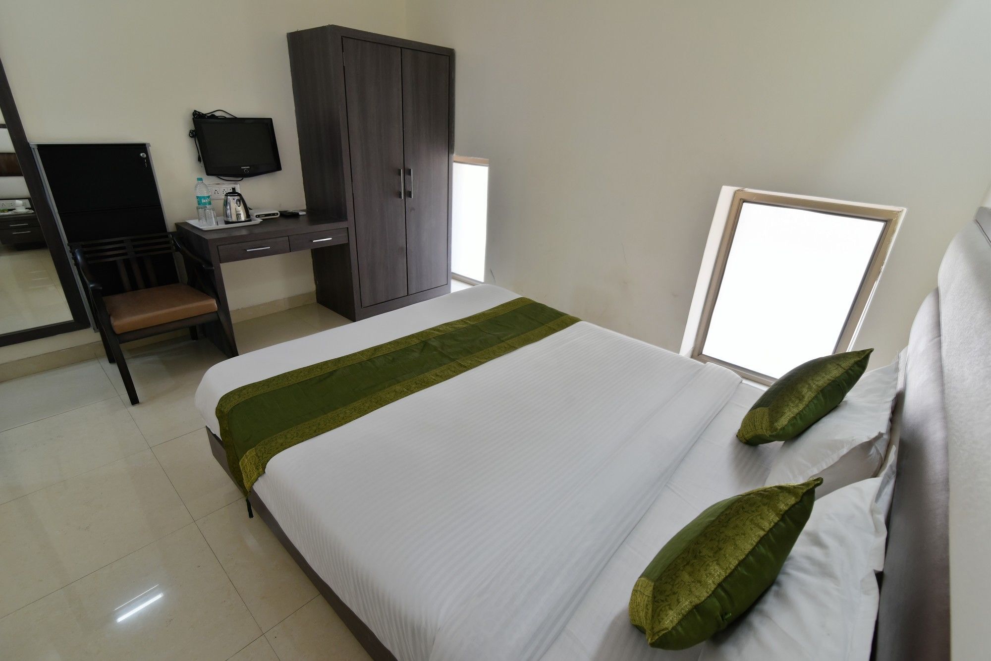 Hotel Anand Niketan By Bonjour - On The Ganges Haridwār Esterno foto